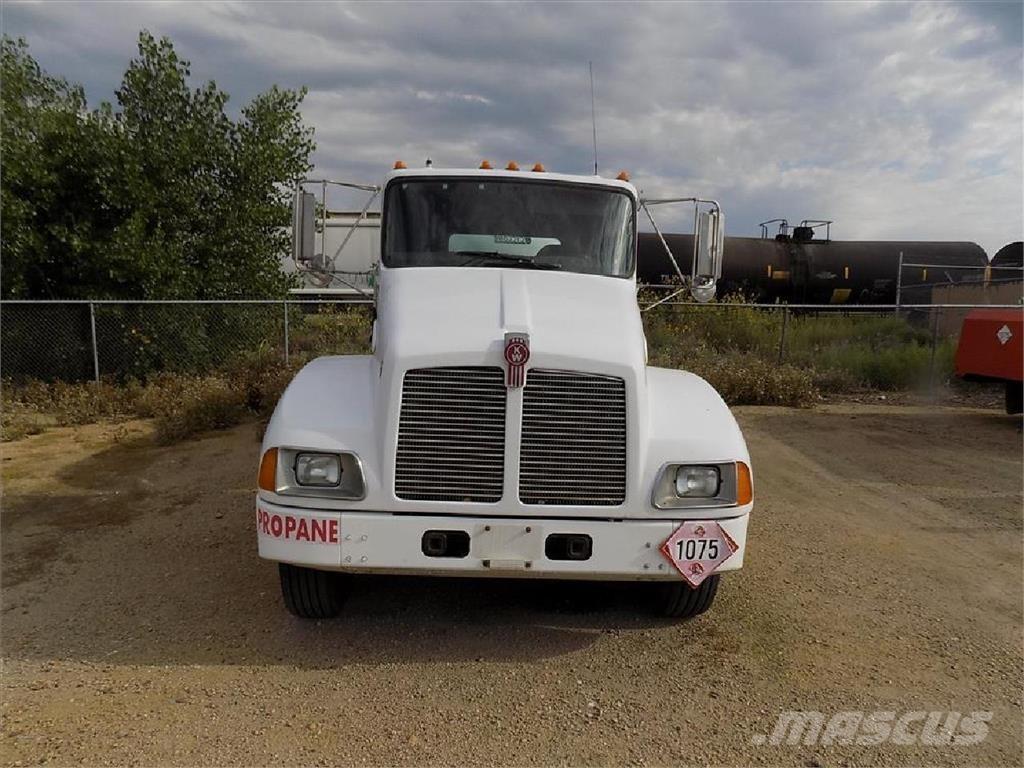 Kenworth T300 其他货车