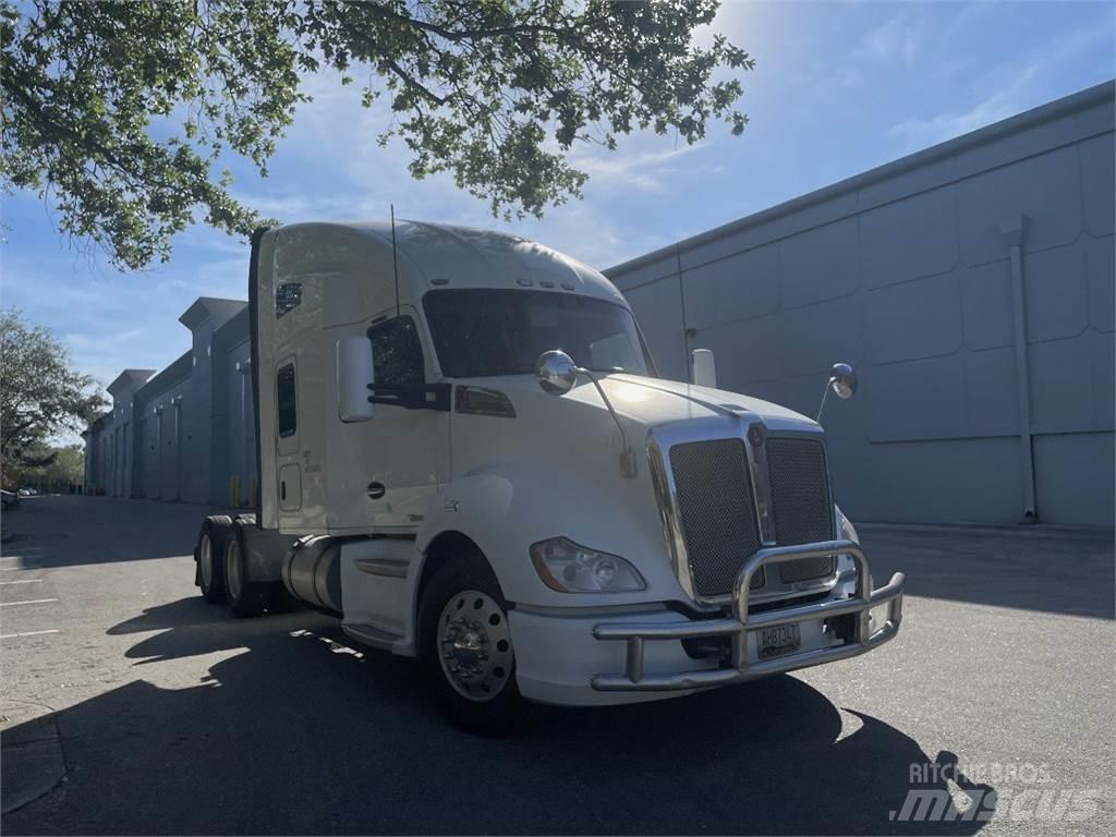 Kenworth T680 牵引车