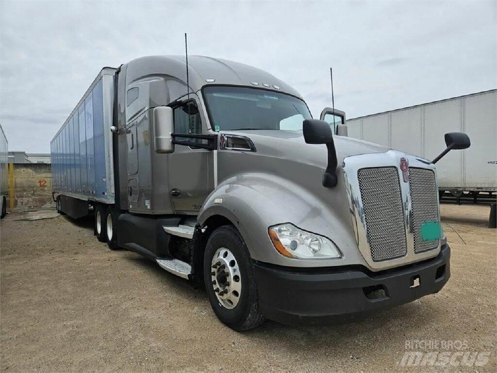 Kenworth T680 牵引车