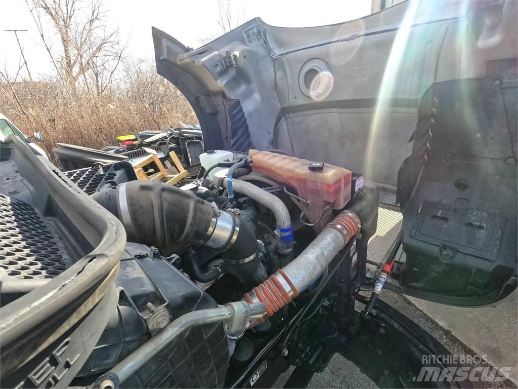 Kenworth T680 牵引车
