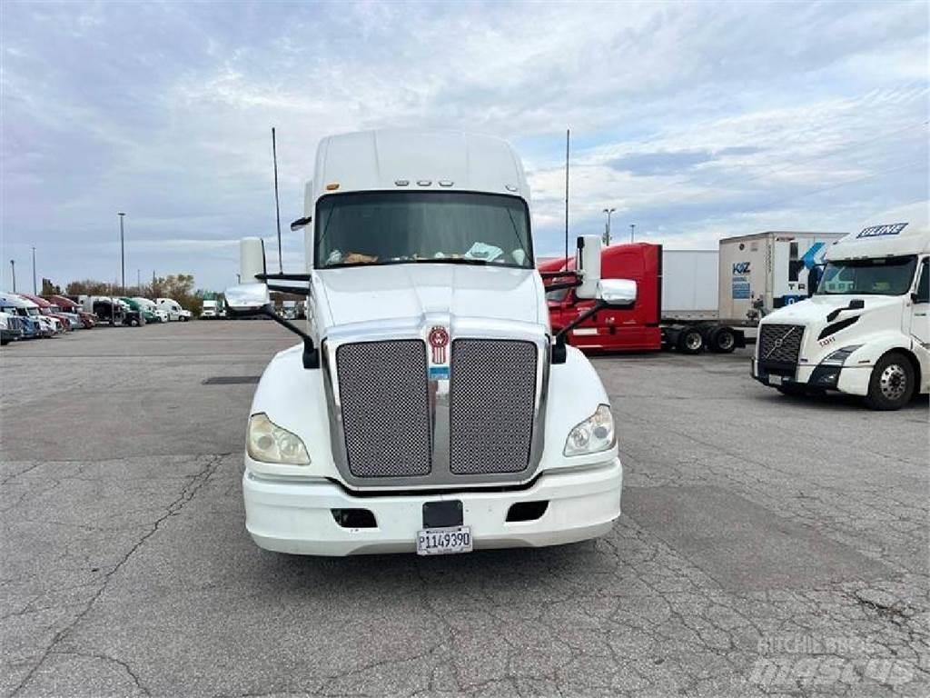 Kenworth T680 牵引车