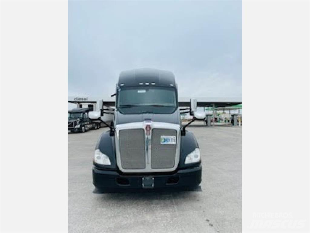 Kenworth T680 牵引车