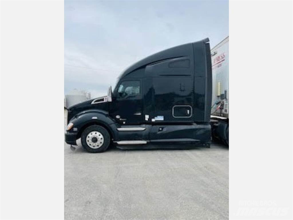 Kenworth T680 牵引车