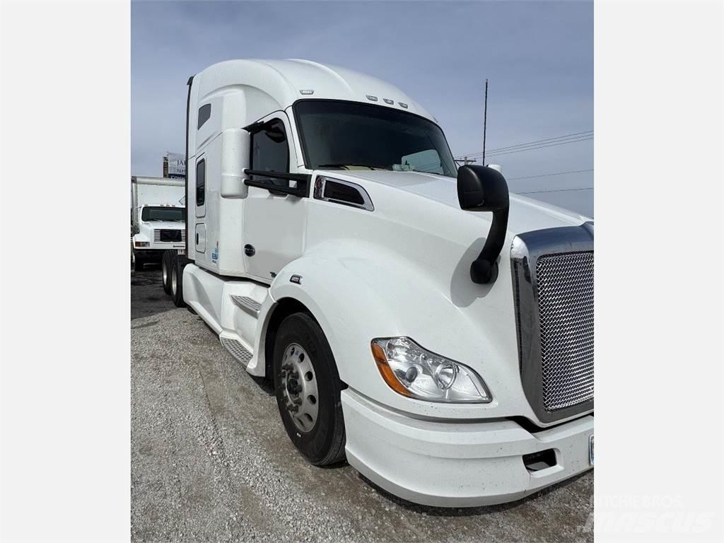 Kenworth T680 牵引车