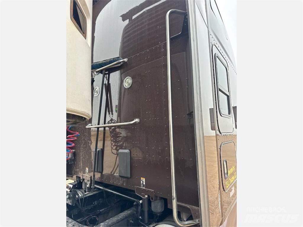 Kenworth T680 牵引车