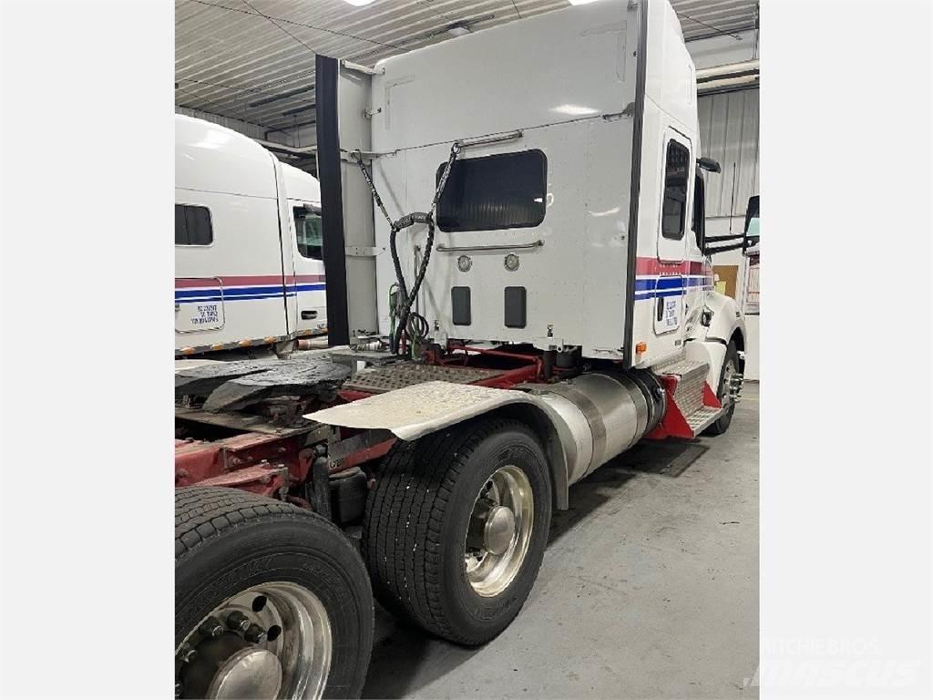 Kenworth T680 牵引车