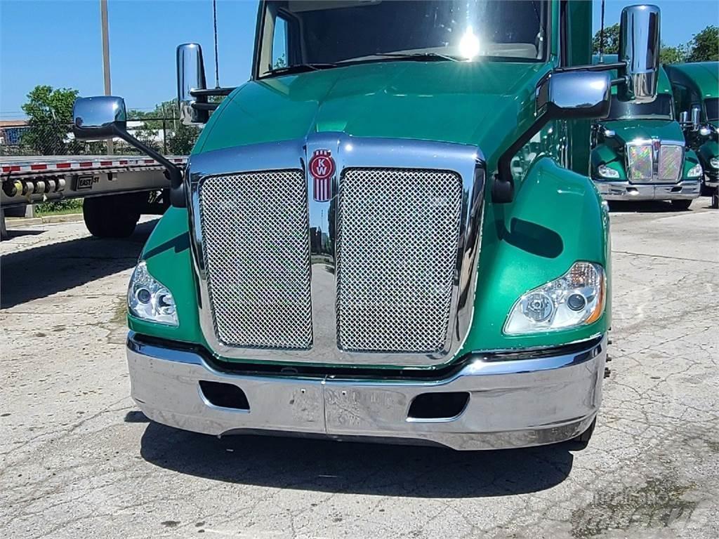 Kenworth T680 牵引车