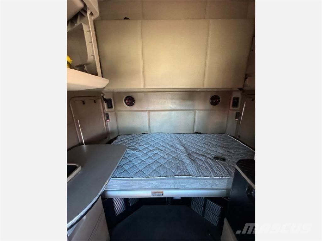 Kenworth T680 牵引车
