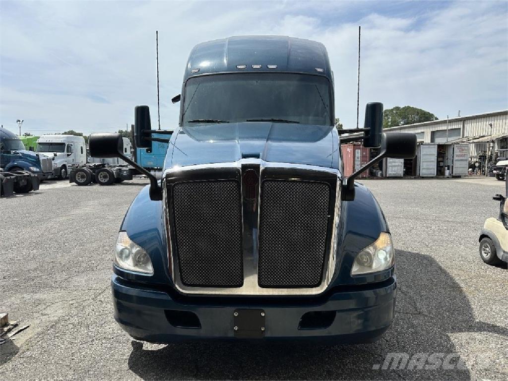 Kenworth T680 牵引车