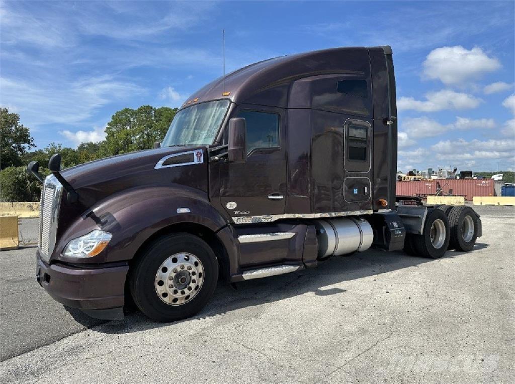 Kenworth T680 牵引车