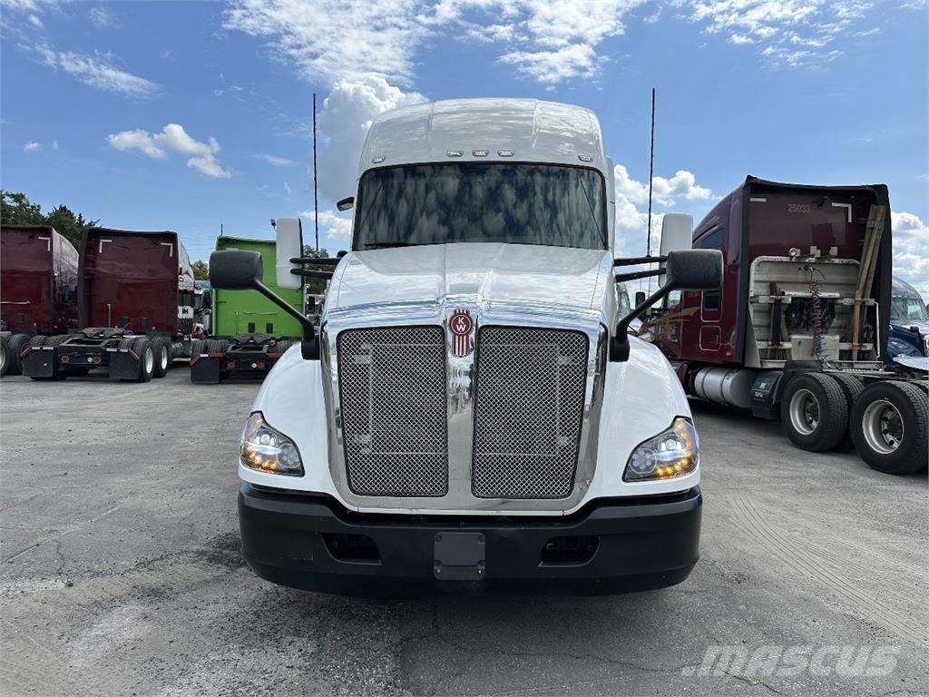 Kenworth T680 牵引车