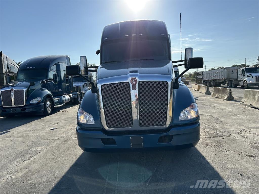 Kenworth T680 牵引车