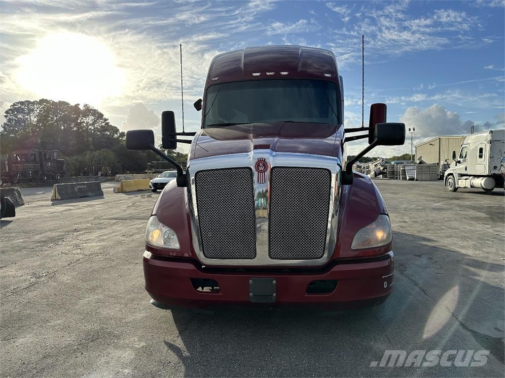 Kenworth T680 牵引车