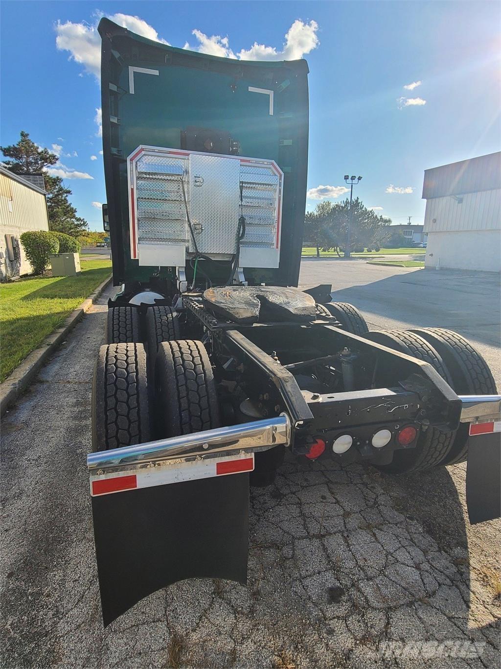 Kenworth T680 牵引车