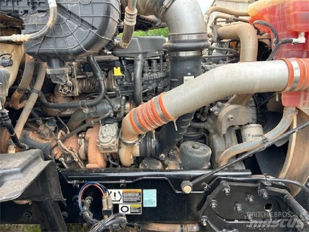 Kenworth T880 牵引车