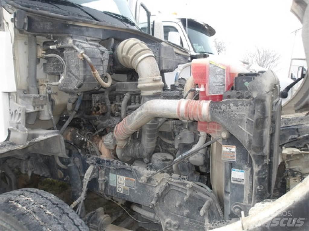 Kenworth T880 牵引车