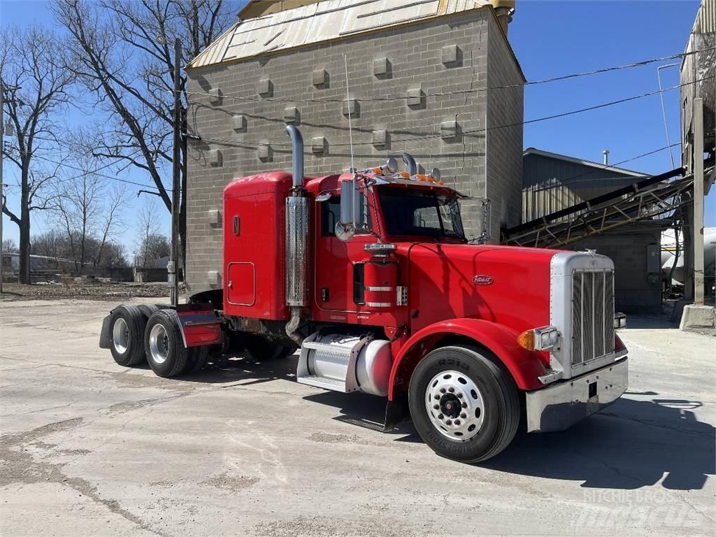 Peterbilt 378 牵引车