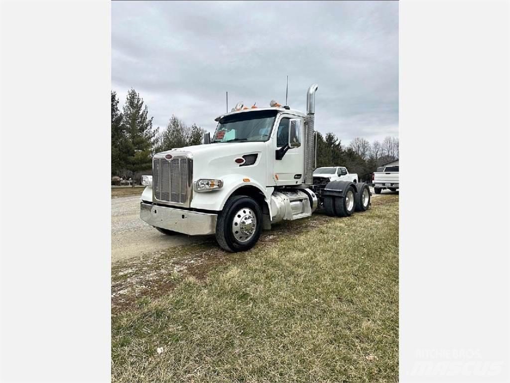 Peterbilt 567 牵引车