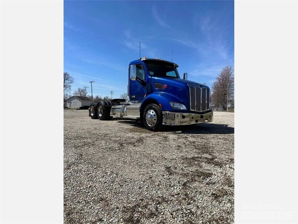 Peterbilt 579 牵引车