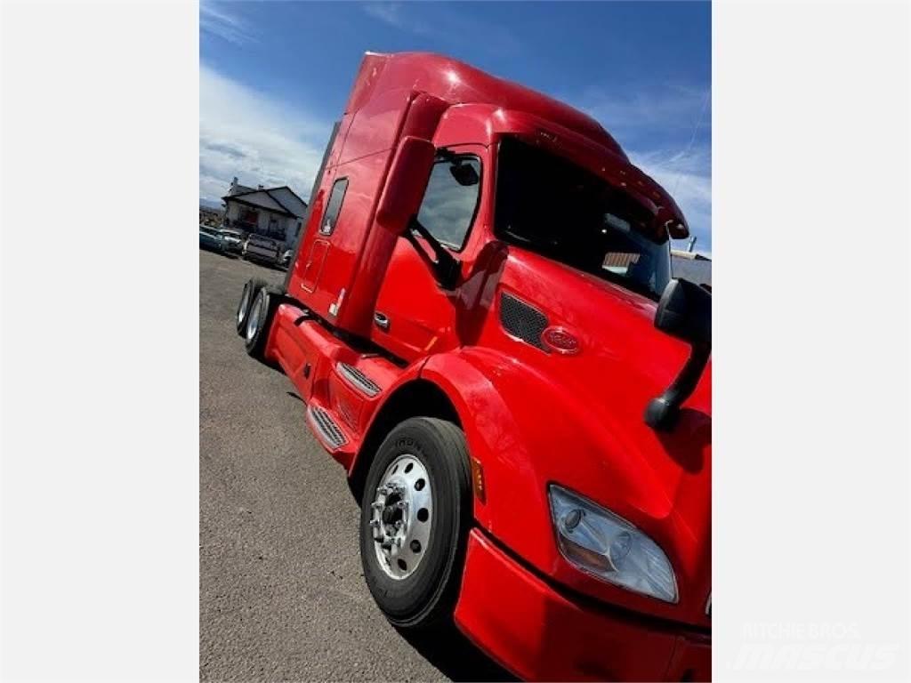 Peterbilt 579 牵引车