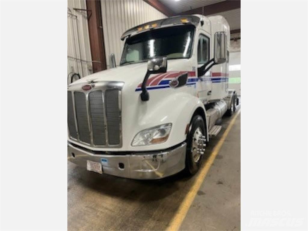 Peterbilt 579 牵引车