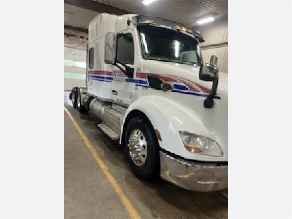 Peterbilt 579 牵引车