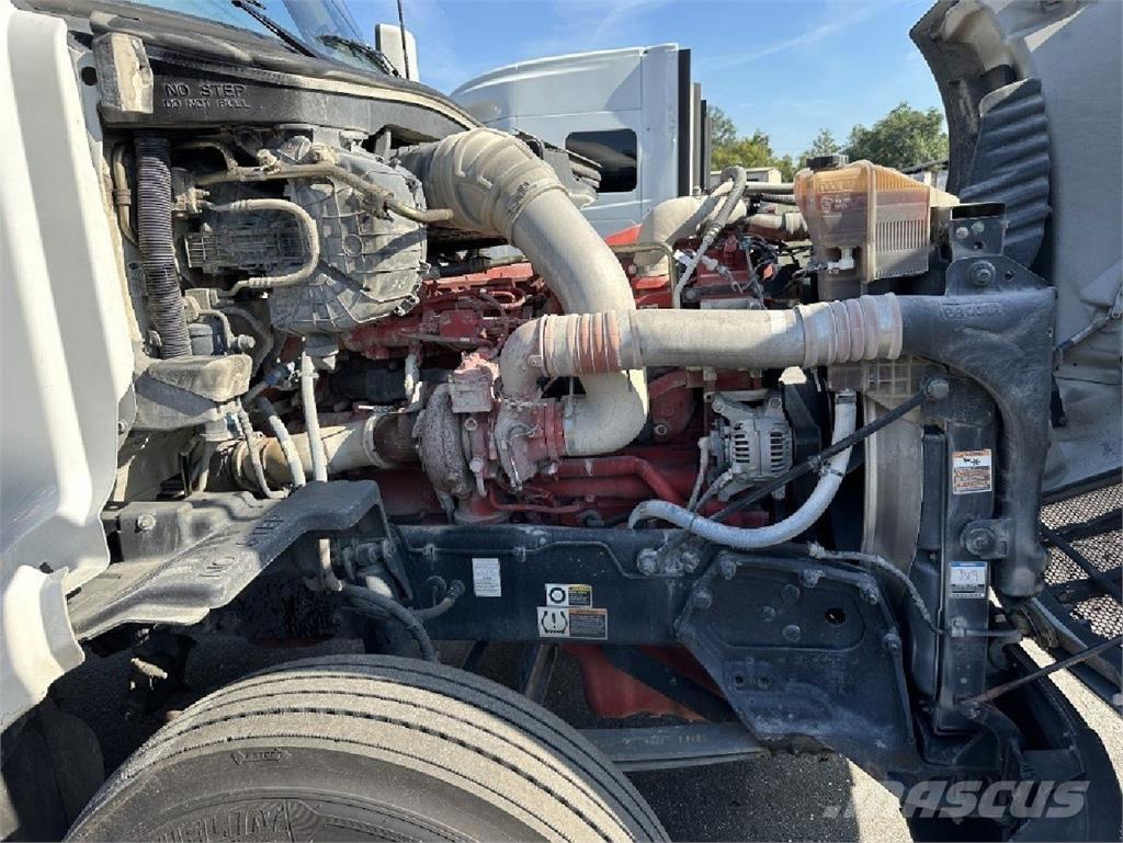 Peterbilt 579 牵引车