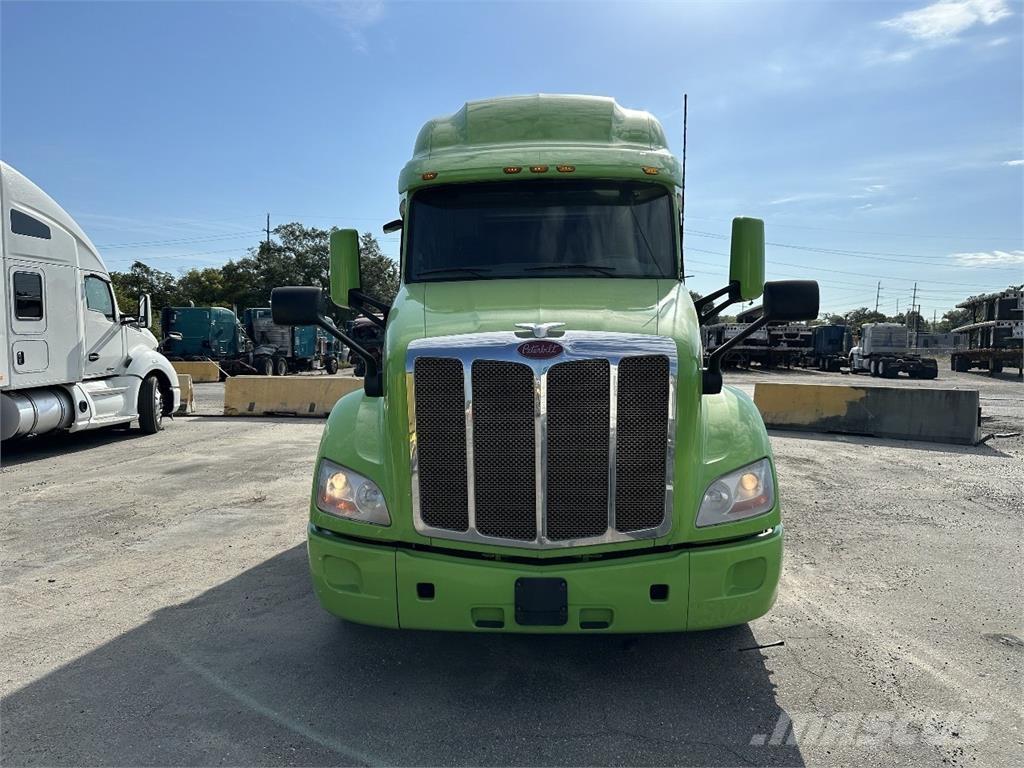 Peterbilt 579 牵引车