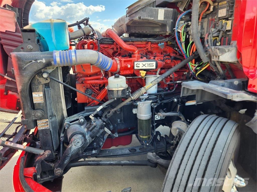 Peterbilt 579 牵引车