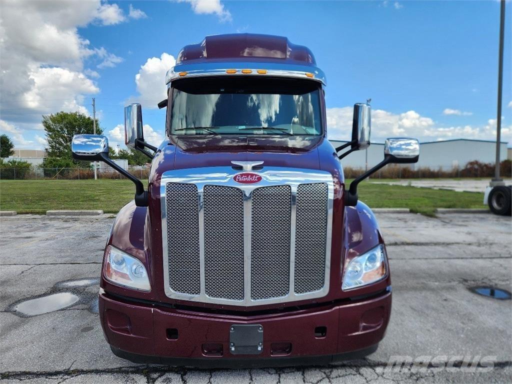 Peterbilt 579 牵引车