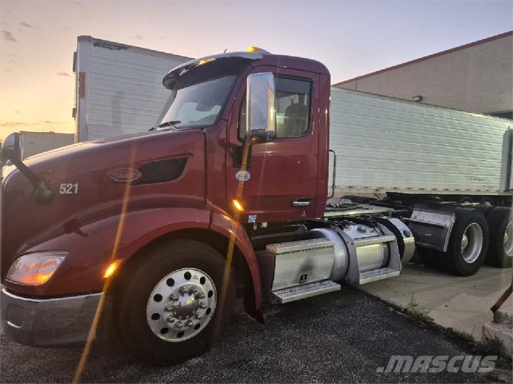 Peterbilt 579 牵引车