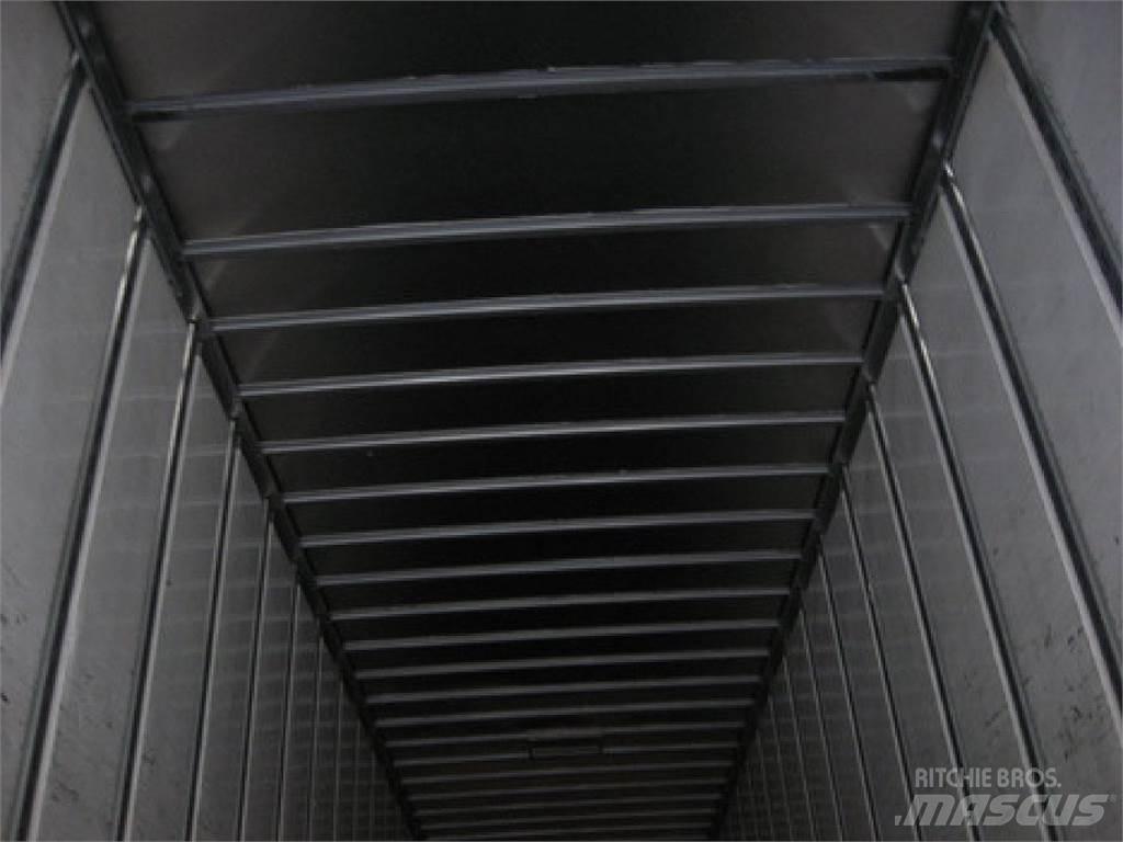 Utility VS2DX 48' 厢式拖车