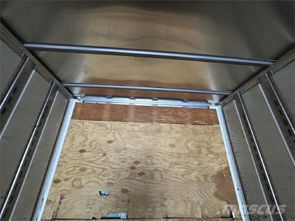 Utility VS2DX 53' 厢式拖车