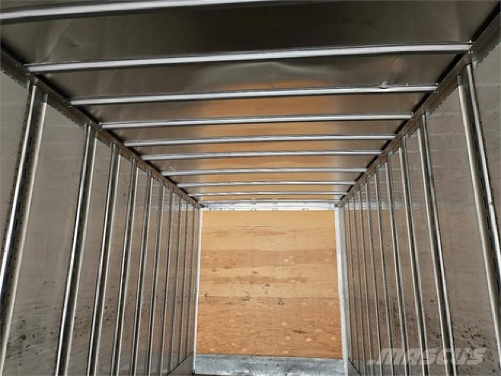 Utility VS2DX 53' 厢式拖车