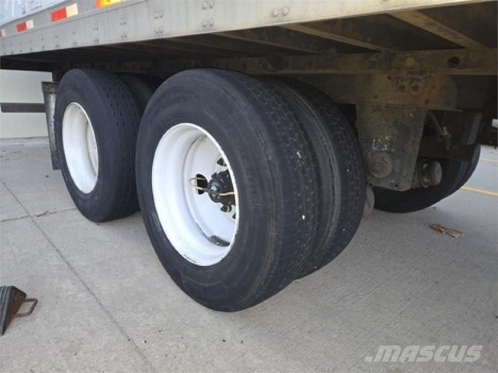 Utility VS2DX 53' 厢式拖车