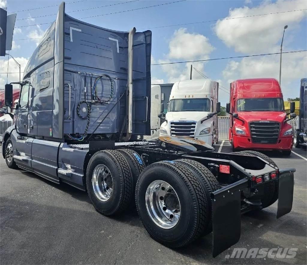 Volvo VNL64T760 牵引车