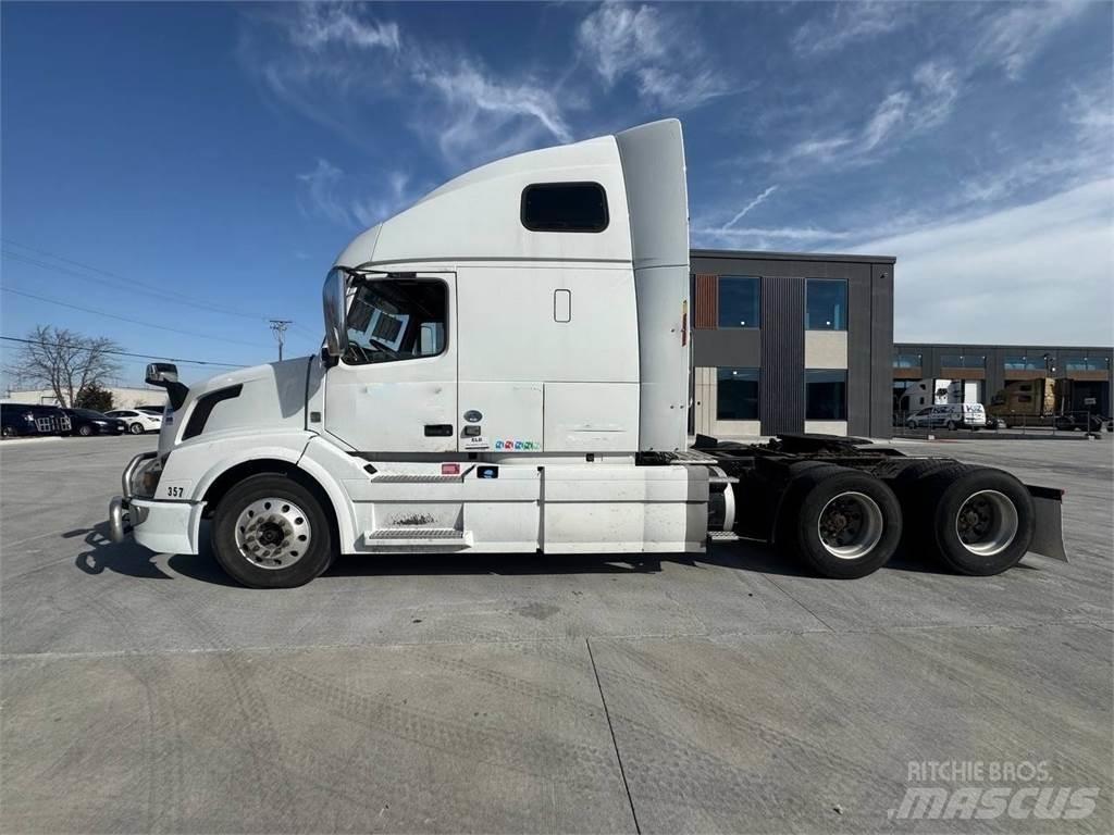 Volvo VNL670 牵引车