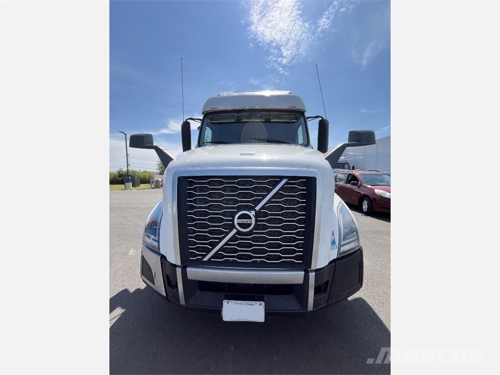 Volvo VNL860 牵引车