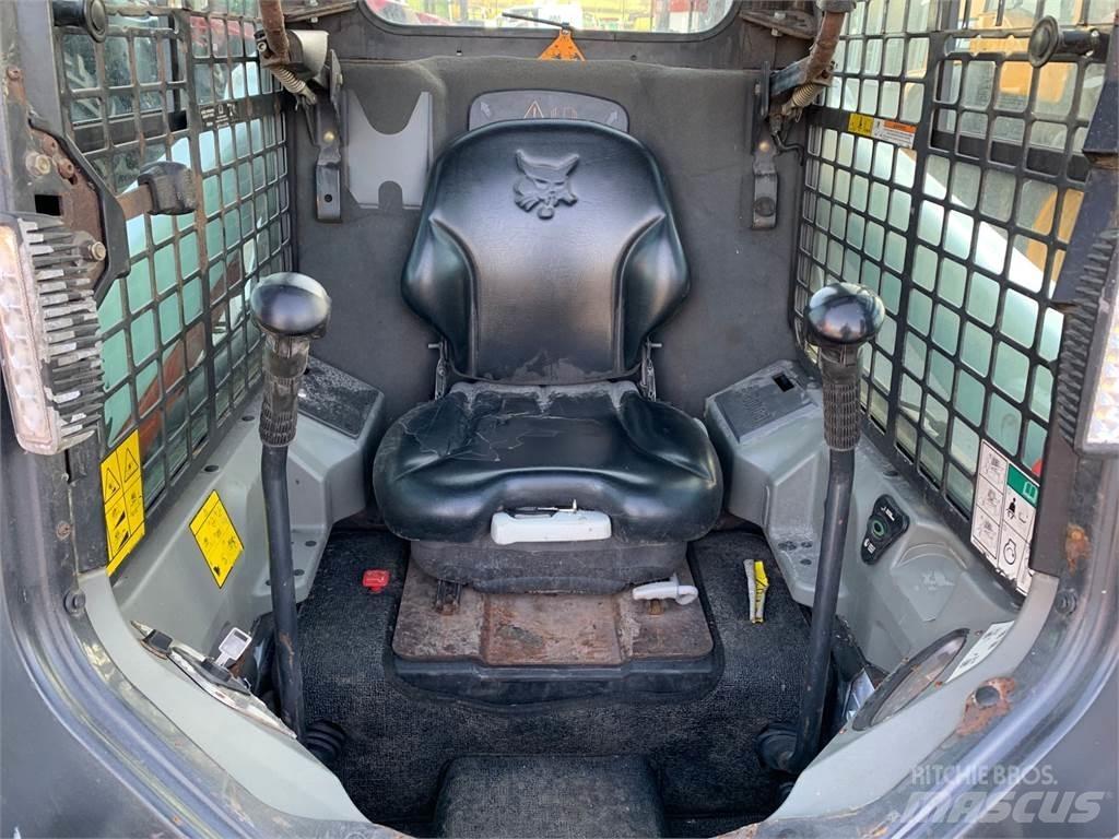 Bobcat S510 滑移装载机