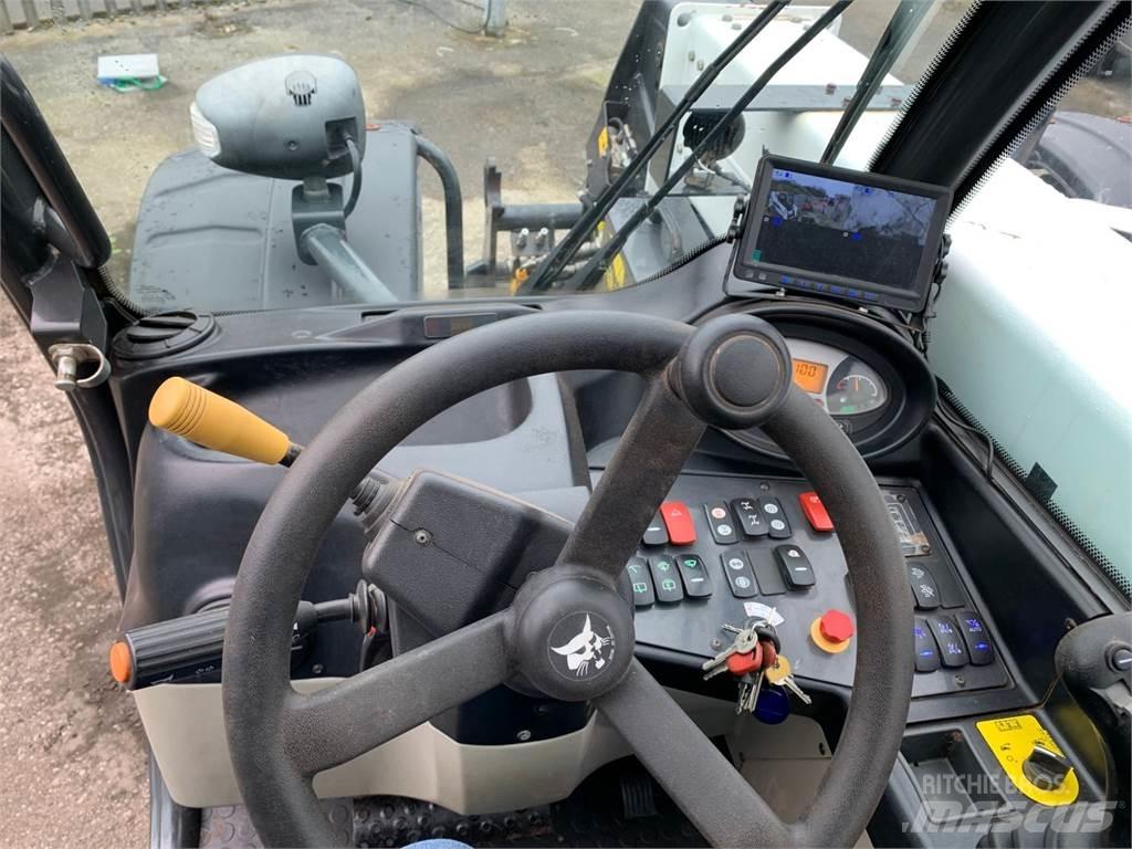 Bobcat TL30.60 伸缩臂叉装车|叉装车