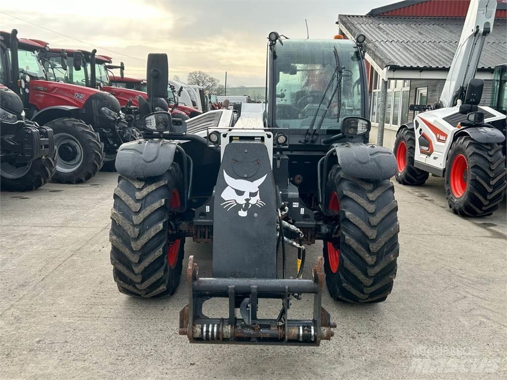 Bobcat TL30.70 伸缩臂叉装车|叉装车