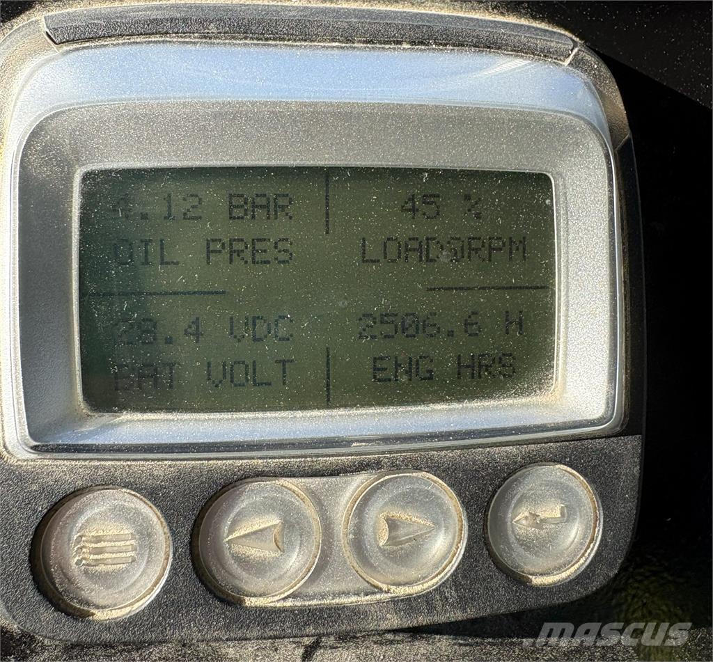  ART 240 ART 240 胶轮压路机