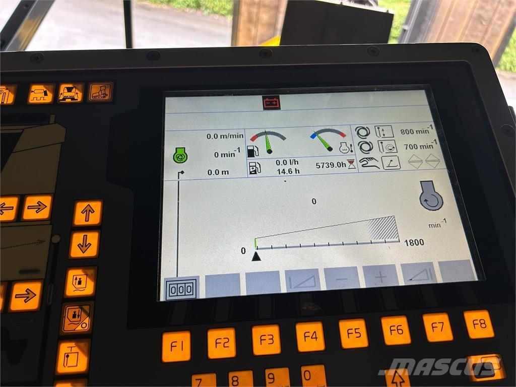  P7820C P7820C 沥青摊铺机