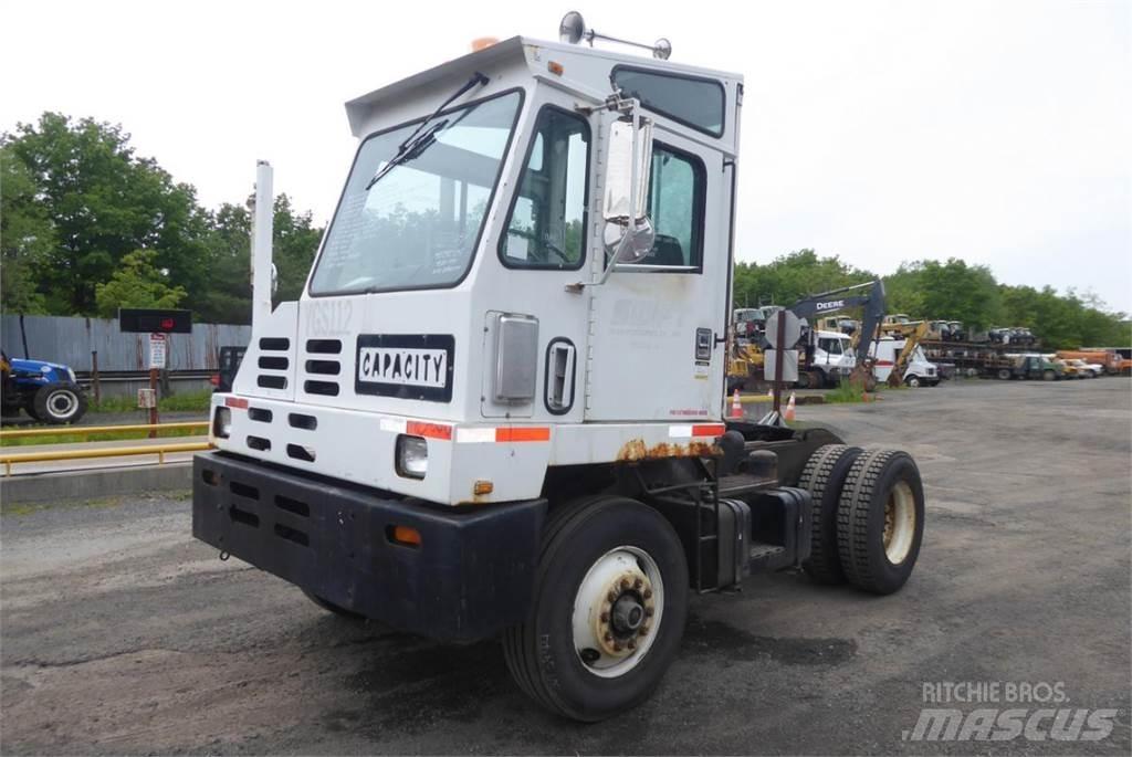 Capacity TJ5000 码头牵引车
