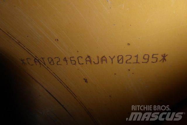 CAT 246C 滑移装载机