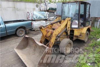 CAT 904B 轮式装载机