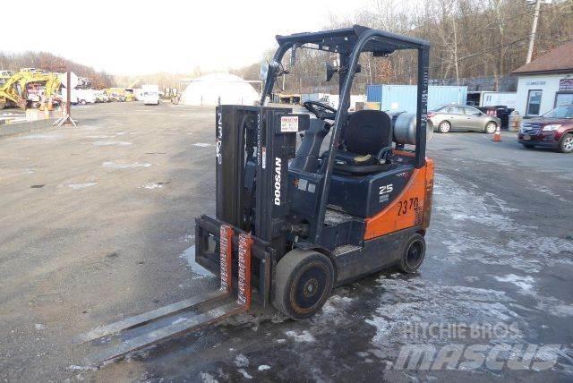 Doosan GC25P-5 其他叉车