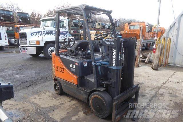 Doosan GC25P-5 其他叉车