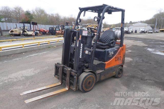 Doosan GC25P-5 其他叉车