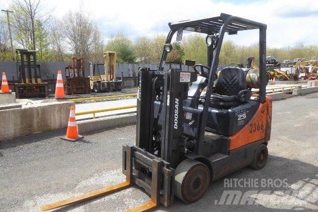 Doosan GC25P-5 其他叉车
